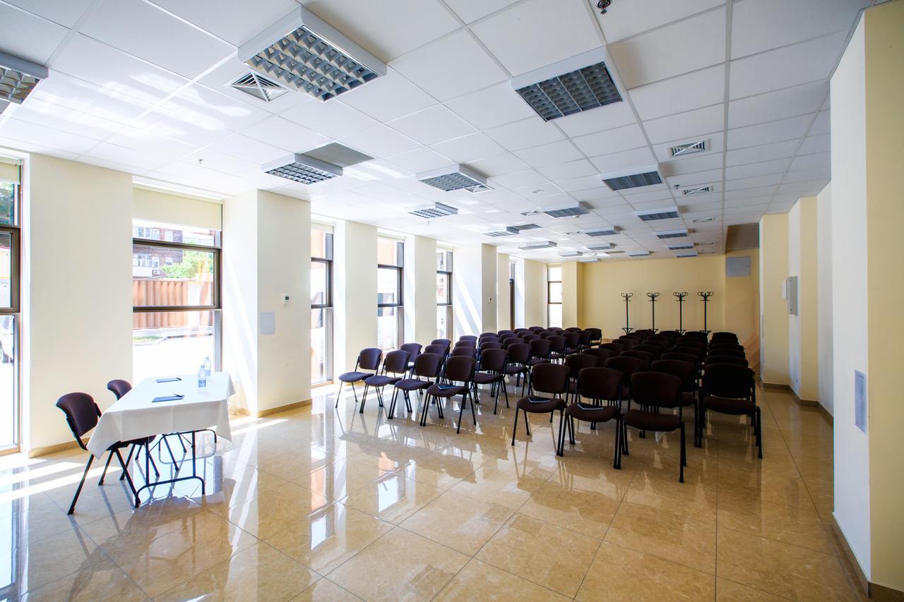Otel Menorah Dnipro